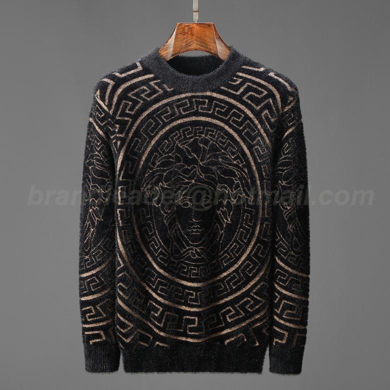 Versace Men's Sweater 43